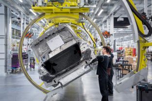 以全球顶尖工厂实力，为中国市场匠心铸就卓越产品